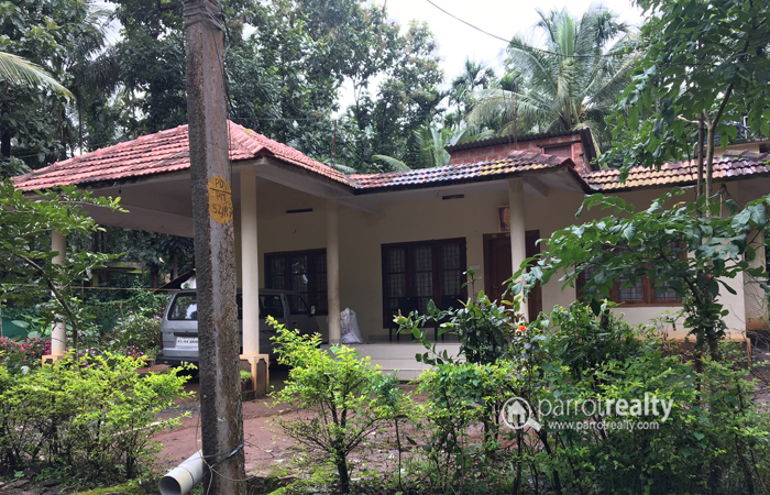 17 Cent Land with 3 BHK House For Sale Near Pulpally, Wayanad @ 30 lakh
