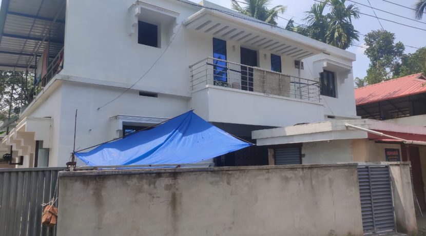 House 3