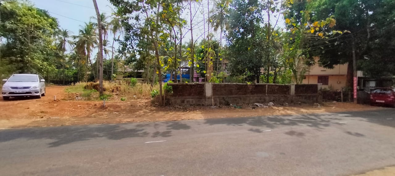 Kottekad 15cent commercial land 8.50L 4